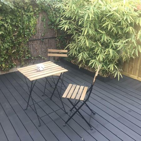 Appartement Au Calme Avec Terrasse Vichy Bagian luar foto